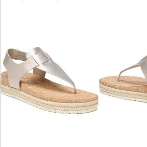 SZ 5.5 Vince flint espadrille sandal. Beautiful!